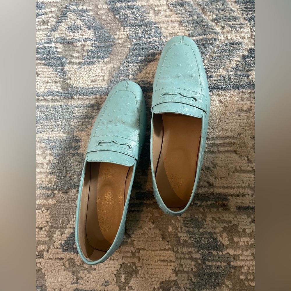 Urban Outfitters Faux Leather Loafers Size 7